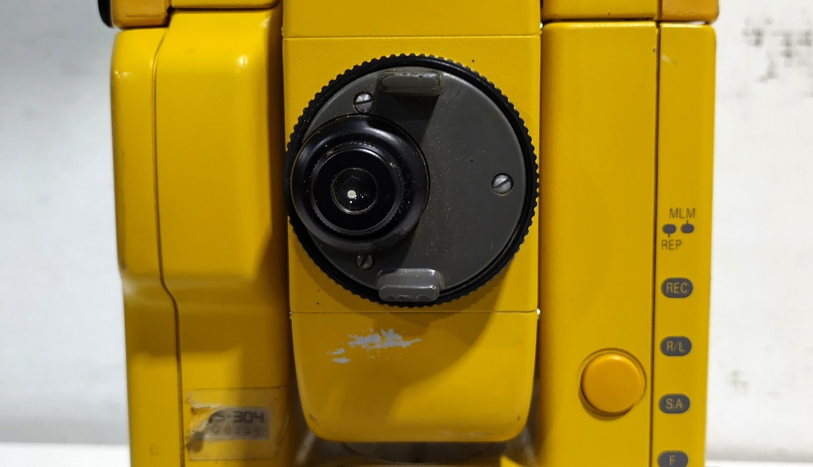 Topcon GTS-300 / GTS-304 7.2V DC Professional Electronic Survey Total Station