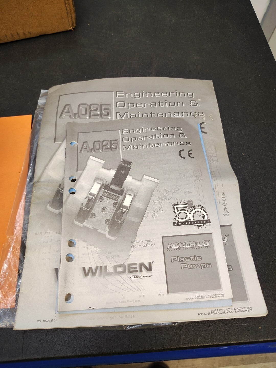 Wilden 00-9852 Diaphragm Pump WITH AUTOMATIC SOLENOID VALVE 7019-9DB