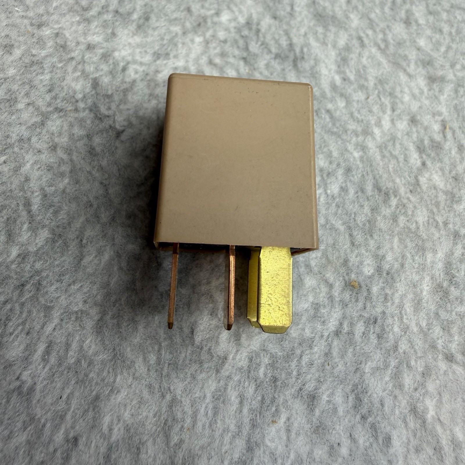 Hyundai Kia Relay 95220-2S000 DC 12V 35A 4 Pin Power Automotive Relay Nidec
