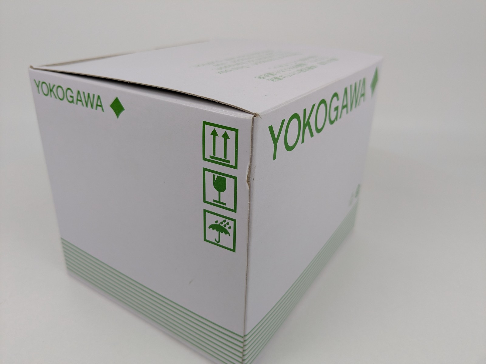 NEW YOKOGAWA UT35A General Purpose Digital Indicating Temperature Controller PID