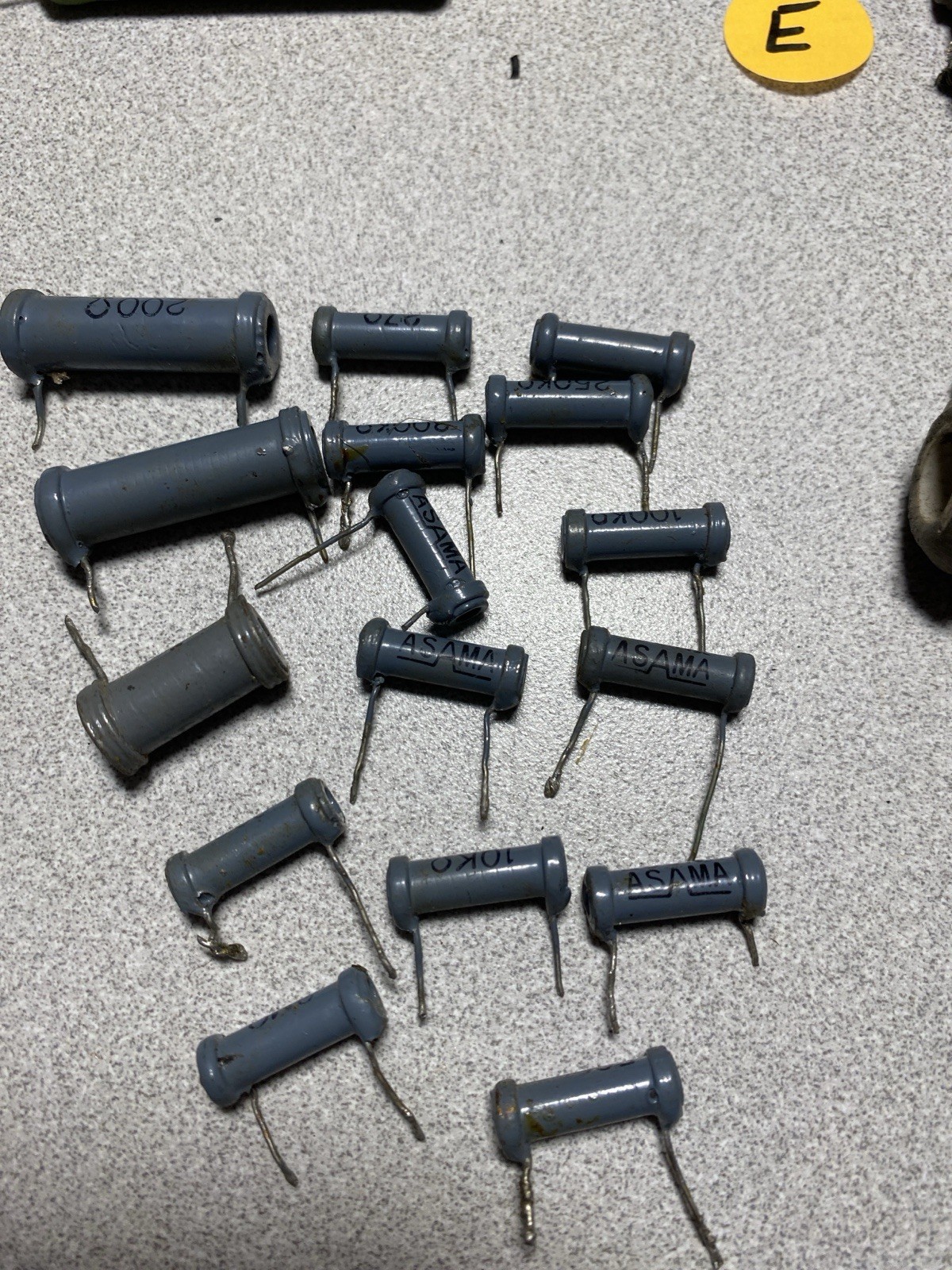 Mixed Lot 50+ VTG Wirewound Ceramic Power resistors Ohmite Vitrohm Mallory Asama
