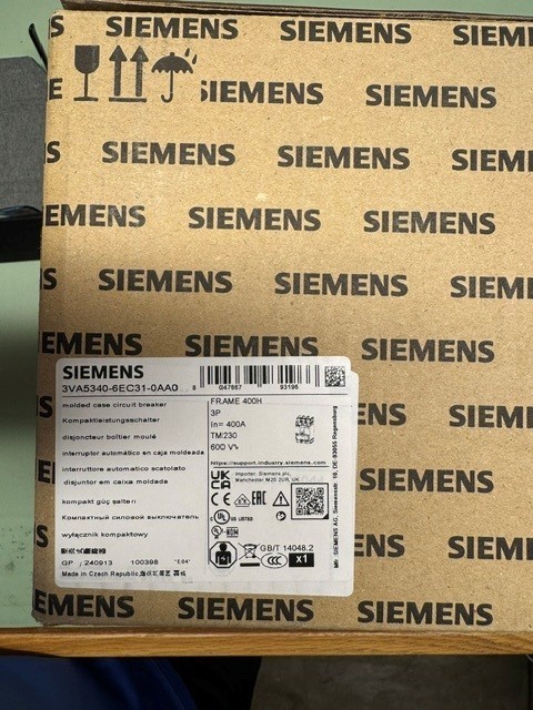 Siemens 3VA5340-6EC31-0AA0 Circuit Breaker 400A 3-Pole 480V NEW OPEN BOX