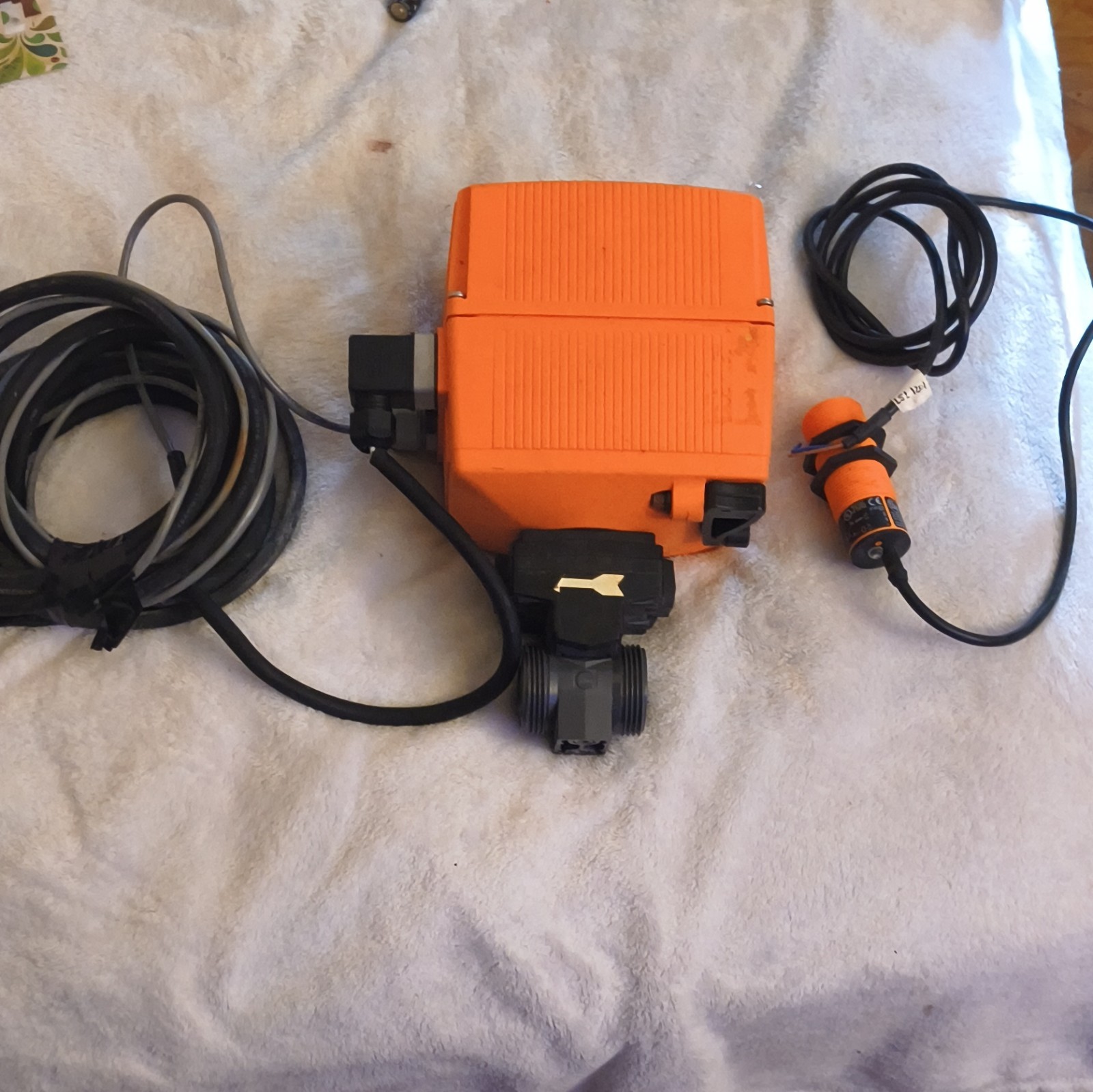 GF EA21 Damper Actuator Corded Electric 100-230V 50/60Hz IP65 198150182