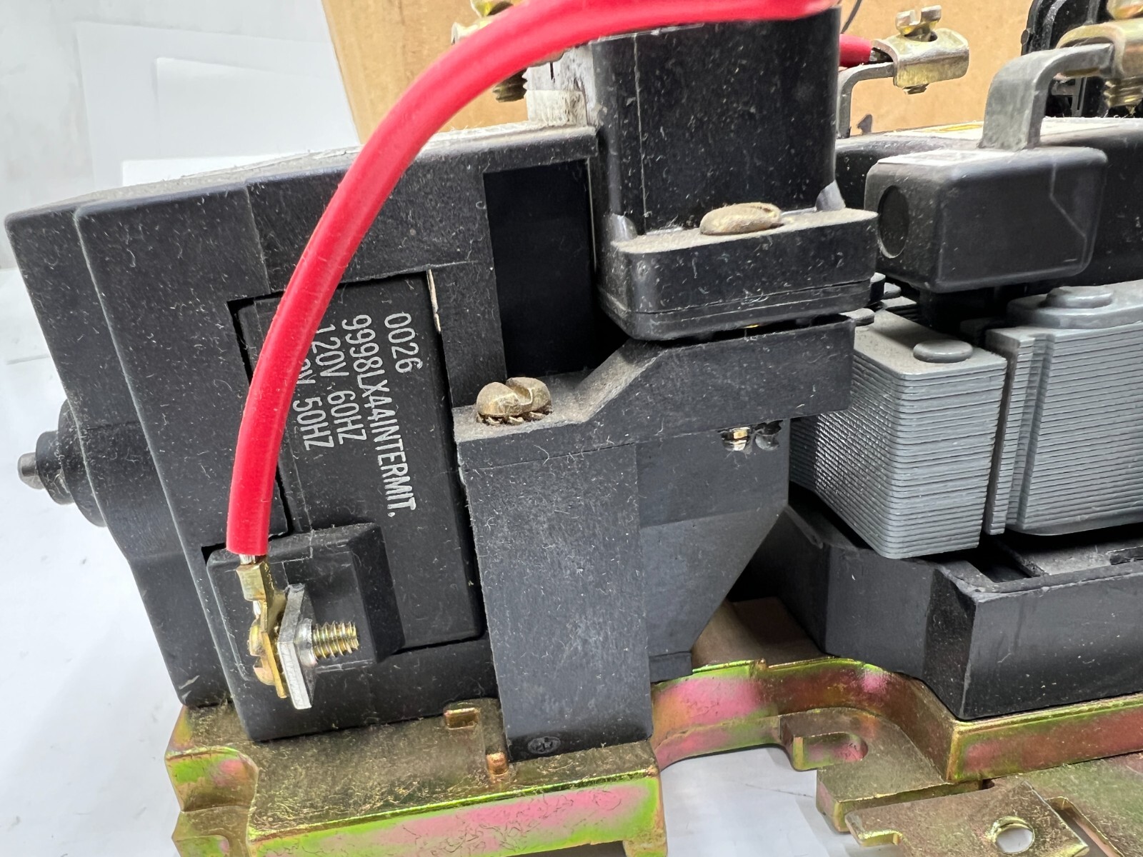 Square D 8903LO1000V02 12-P 30A 120VAC Coil Electrically Held Lighting Contactor