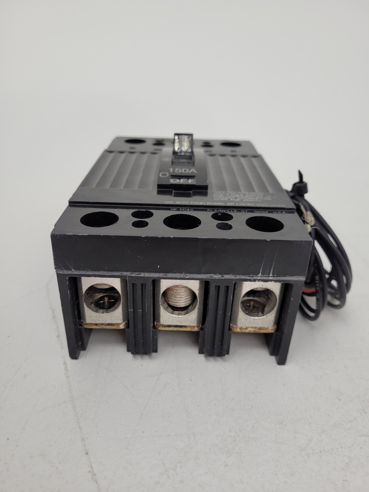 THQD32150ST1 GE 150 Amp 240 Volt Circuit Breaker w/ TQST1 120/240V Shunt Trip