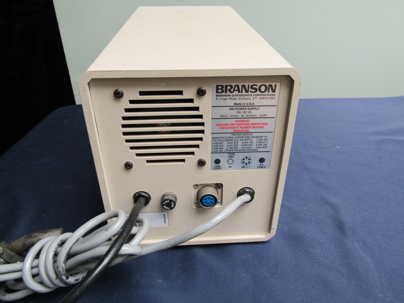 Branson Ultrasonics Sonifier 250 Analog Ultrasonic Cell Disruptor