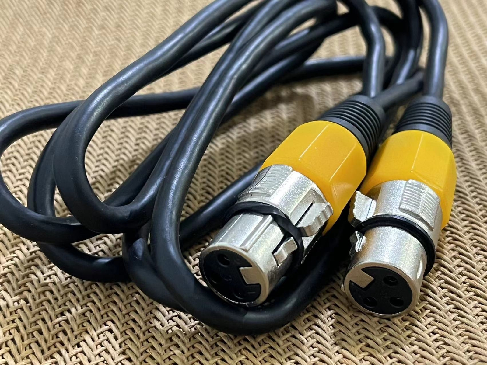 3pin XLR Female to 3pin XLR Female Balanced Lead Professional Audio Cable 1.9M