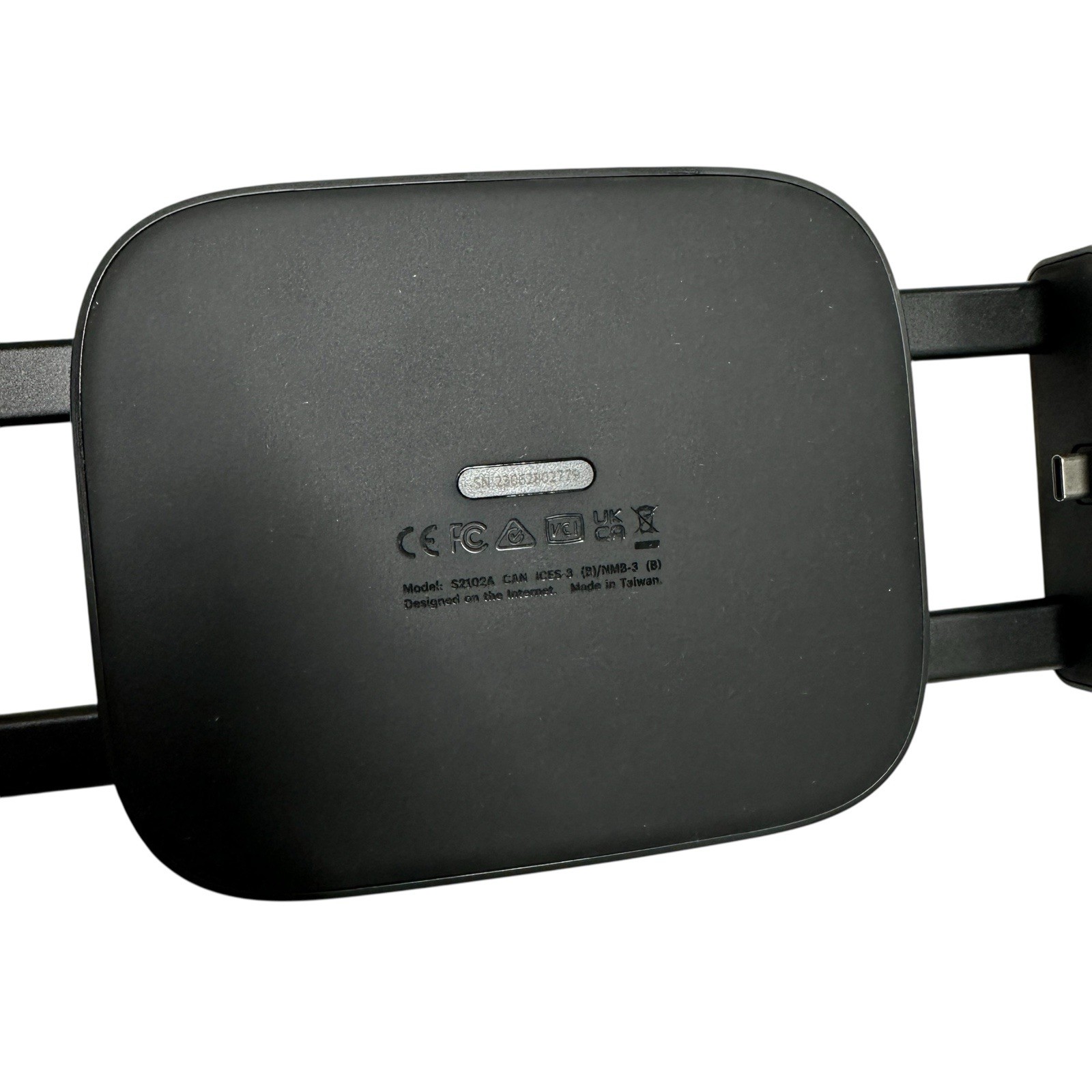 Shopify Tablet Mount USB-C Retail Stand Case (Fits 10.9″ to 12.9″ USB‑C Devices)