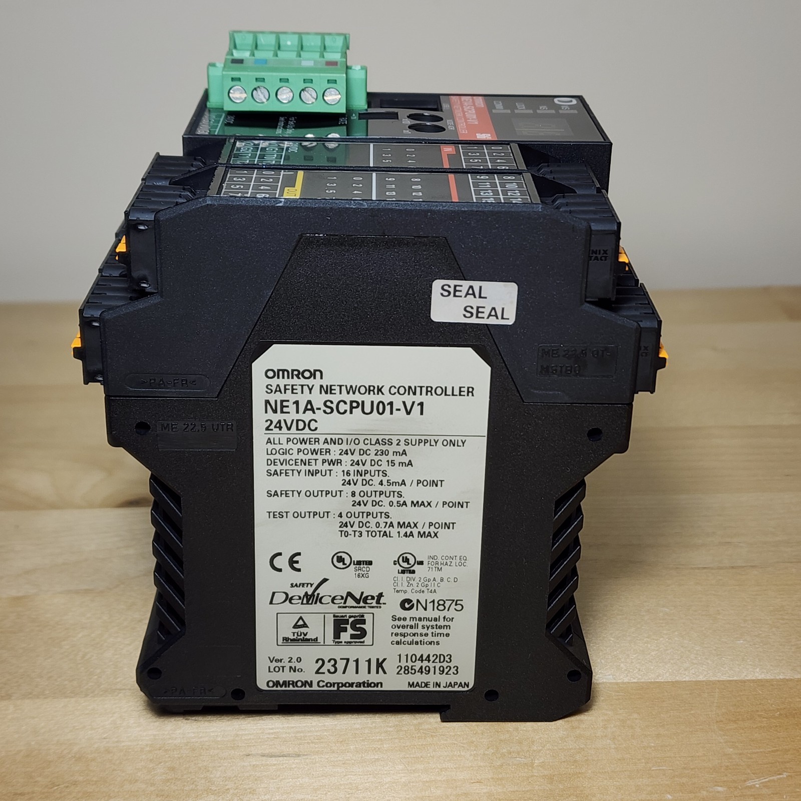 Omron NE1A-SCPU01-V1 Safety Network Controller 16 Inputs 8 Outputs 24VDC