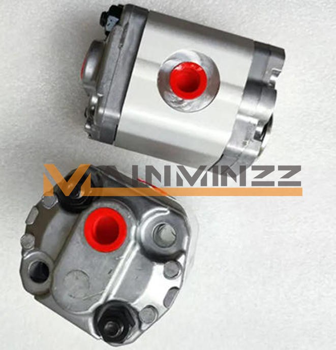 One New Hydac 10A6.1X348M2B gear pump