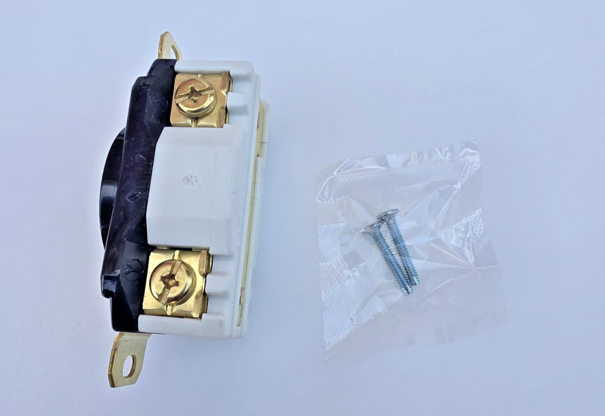 Hubbell HBL2730 L16-30R Twist Lock Receptacle 30A 480V 3Ø 4 Wire Industrial NEW