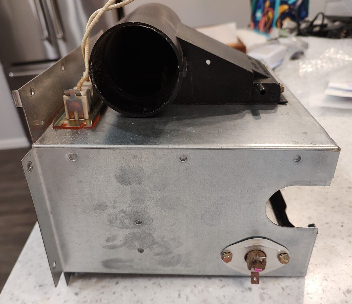 CARRIER BURNER BOX + AIR INLET / CAP + FLAME SENSOR + HOT SURFACE IGNITOR