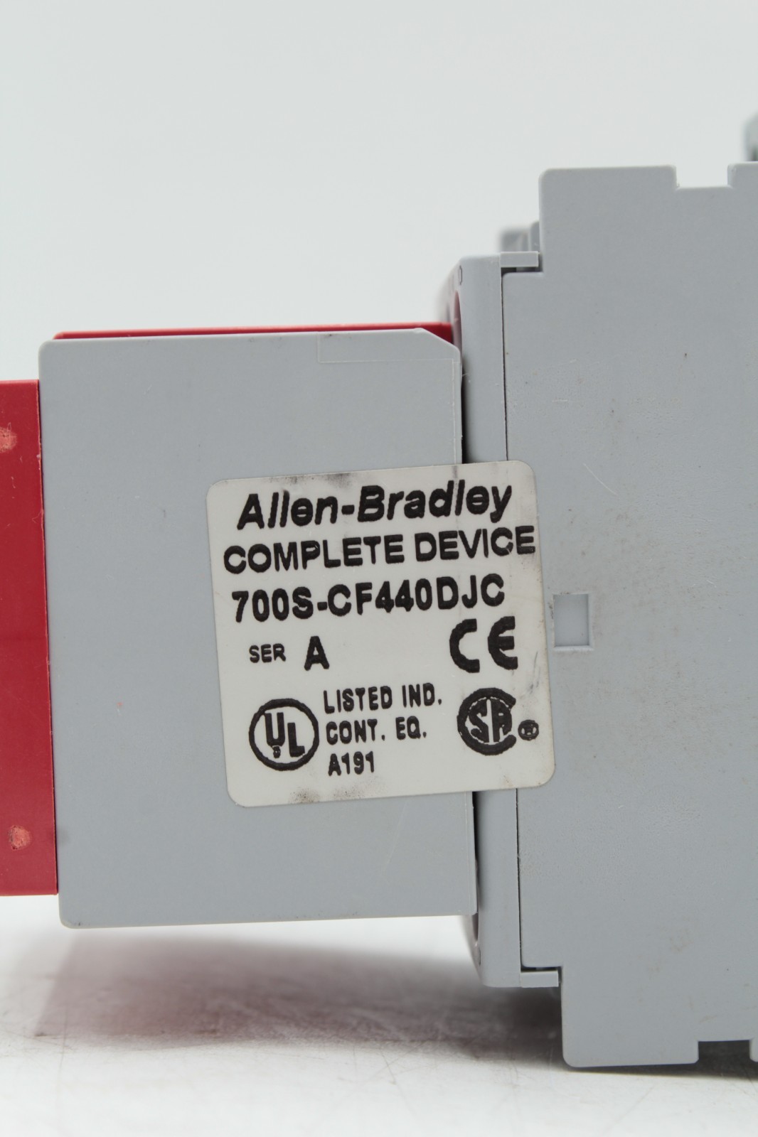 Allen-Bradley 700S-CF440DJC Safety Control Relay