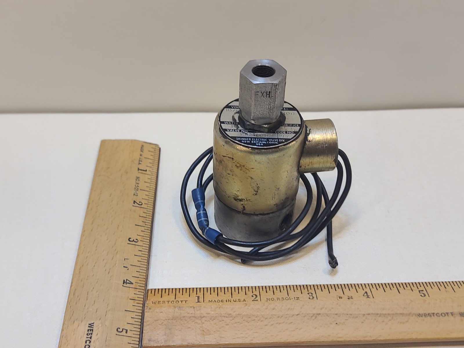 Parker Skinner V53DB1100 Pneumatic Solenoid Valve – Used