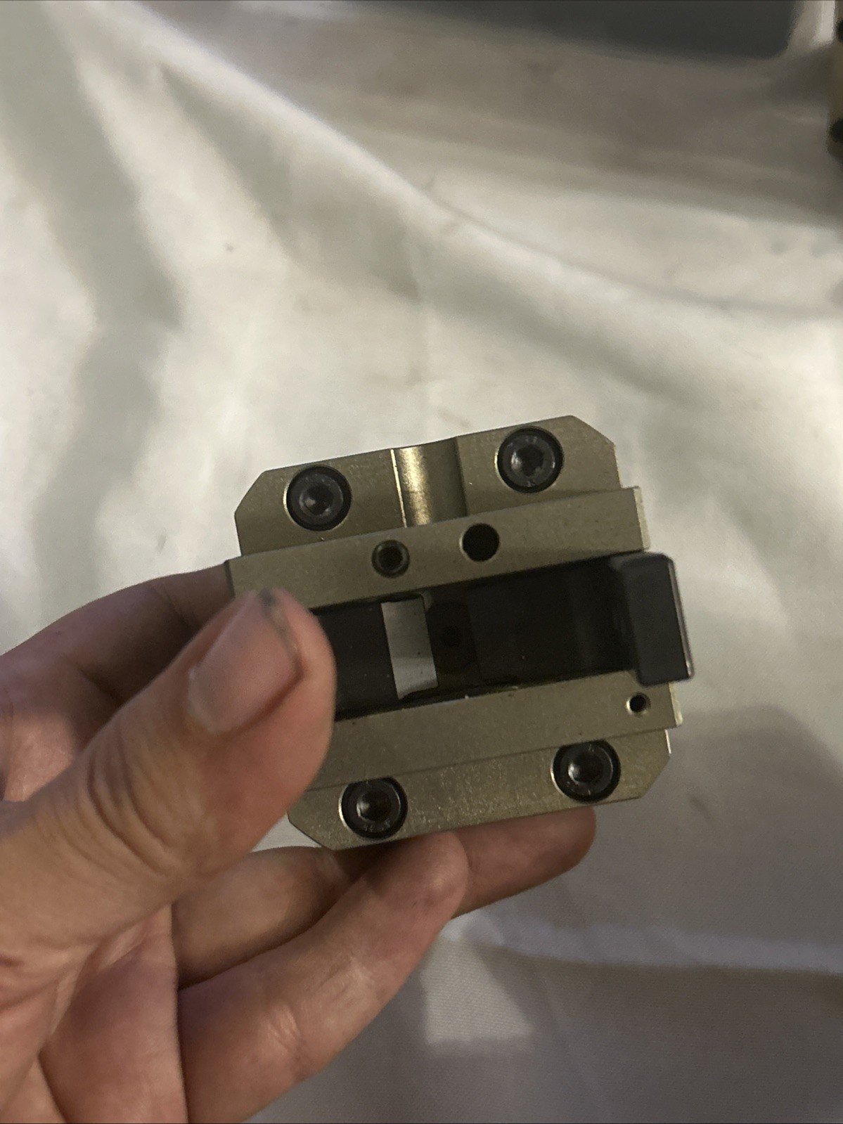 Schunk 302612 PWG 60-S Pneumatic Angular Gripper (MC4)