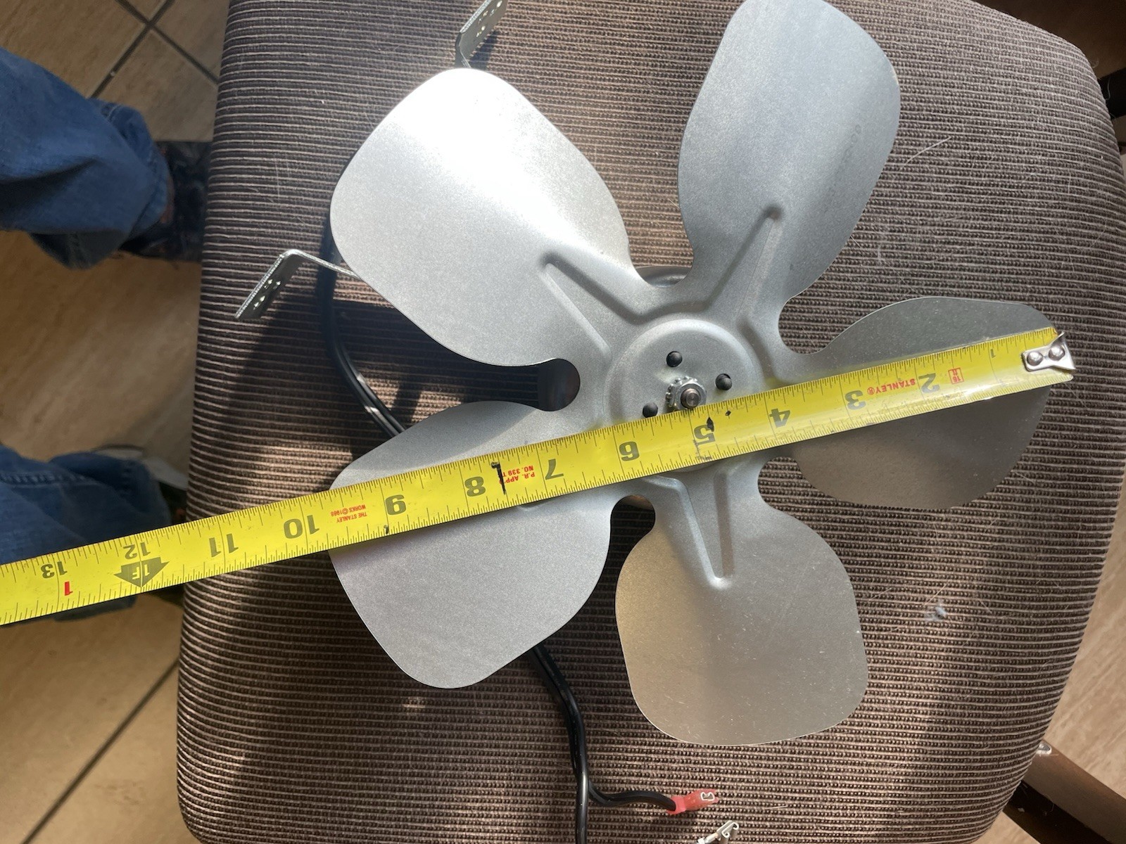 refrigeration condenser cooling fan with fan blade(9.75”) motor 115V 9 Watts