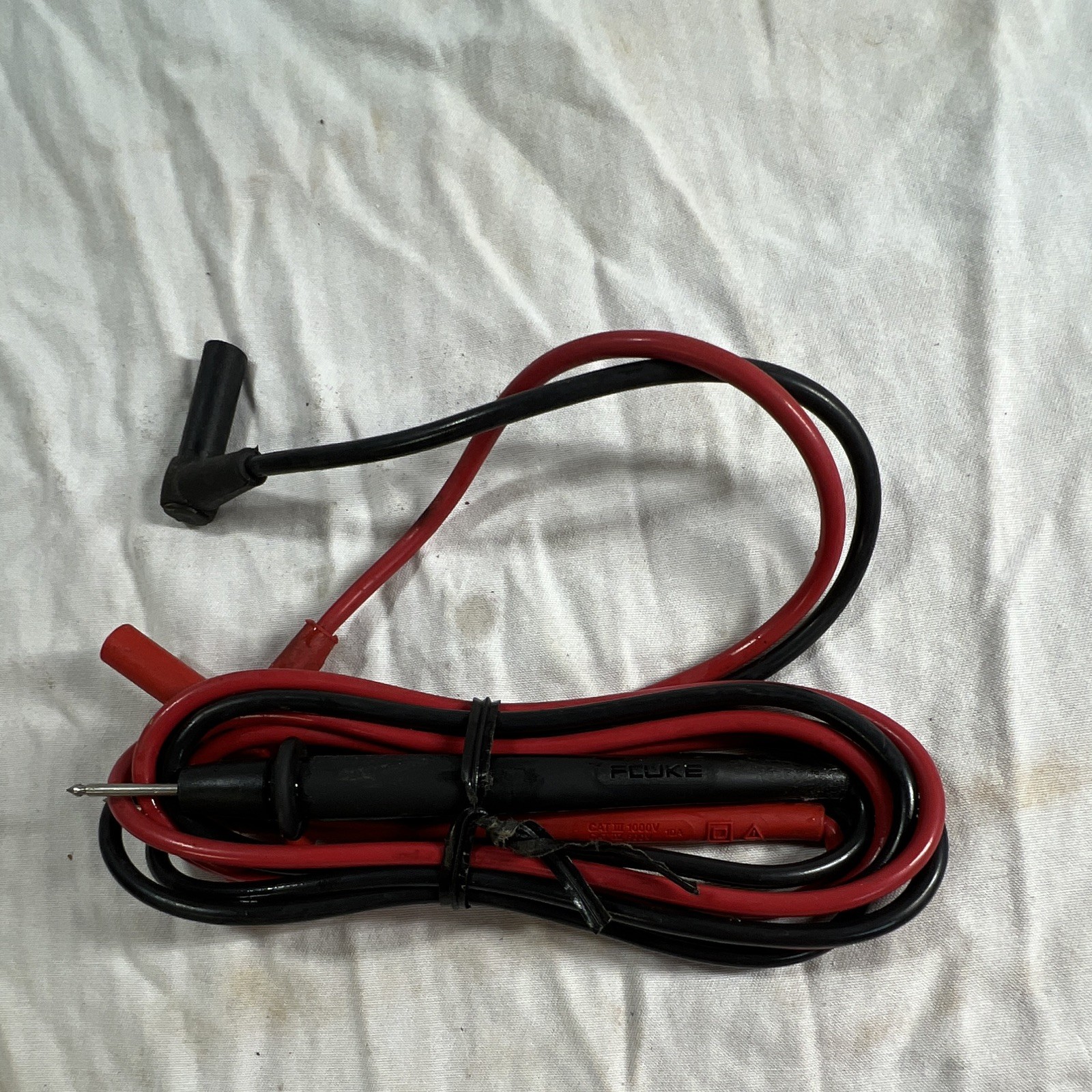 Fluke TL75 Multimeter Test Leads Pin Tip to 4mm Shrouded Banana 48in 1000V