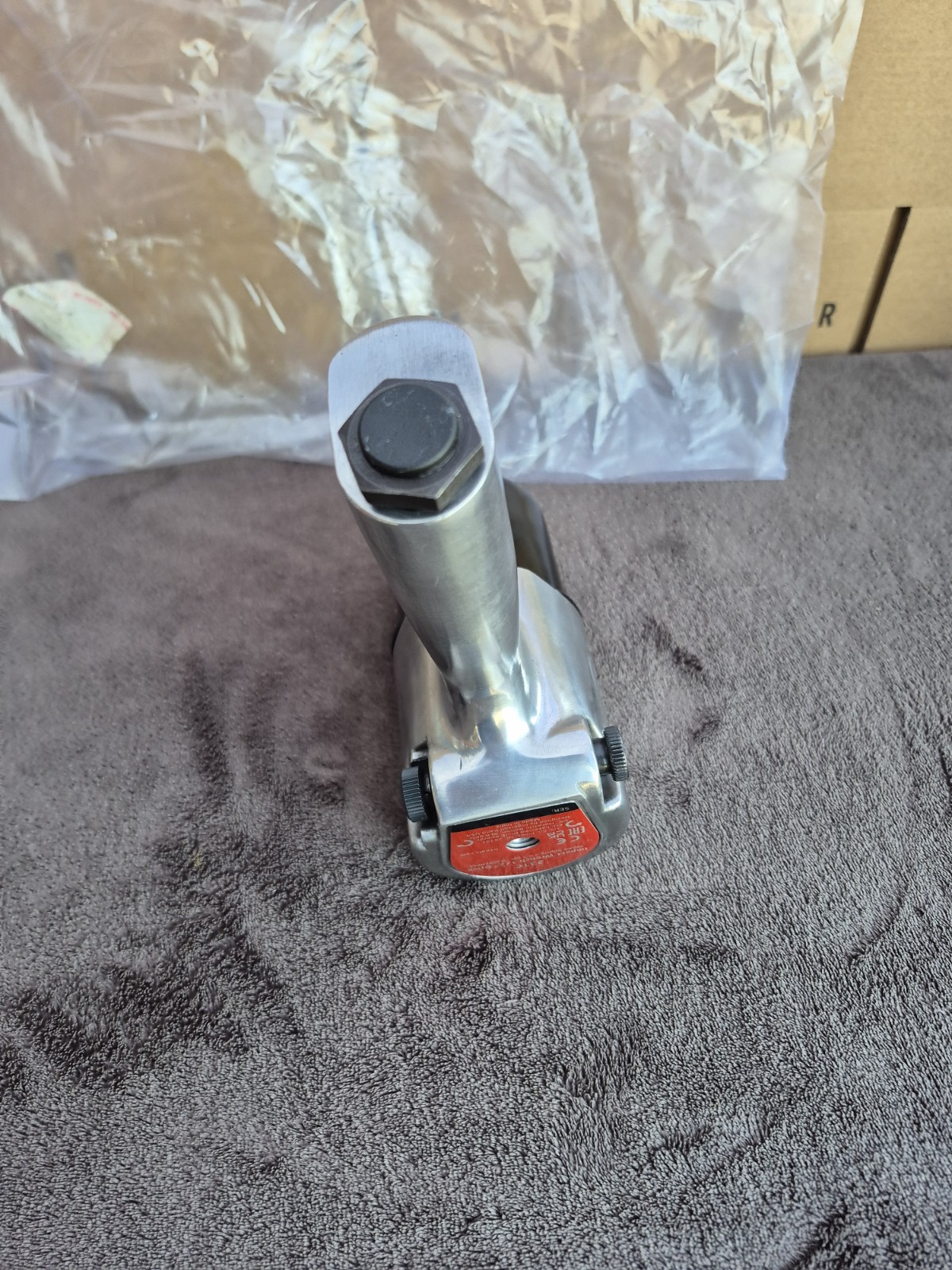 Ingersoll Rand #231C 1/2″ Super Duty Air Impact Wrench 600 ft-lb Torque