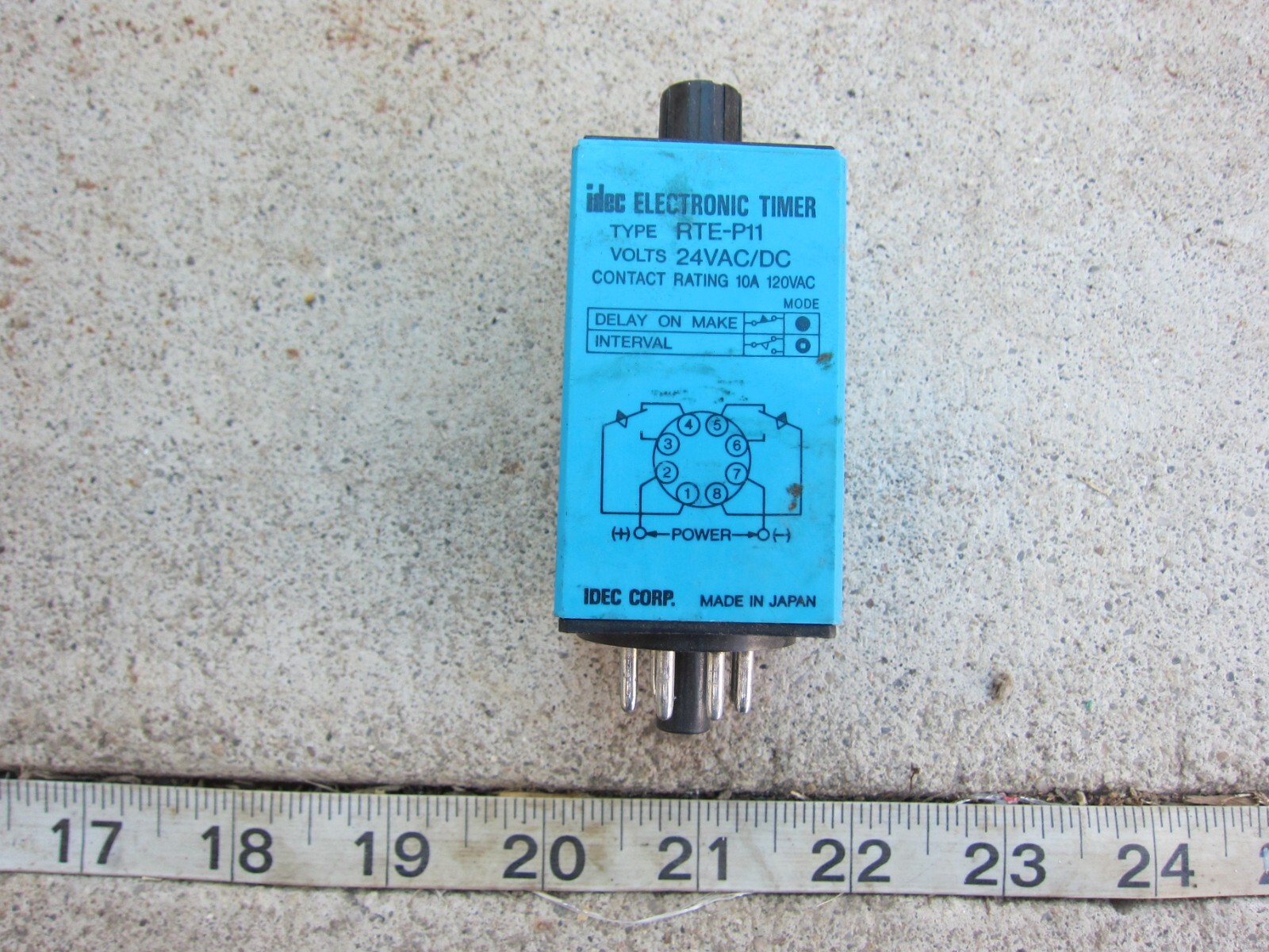 idec RTE-P11 8-Pin 24V Coil Relay, Used