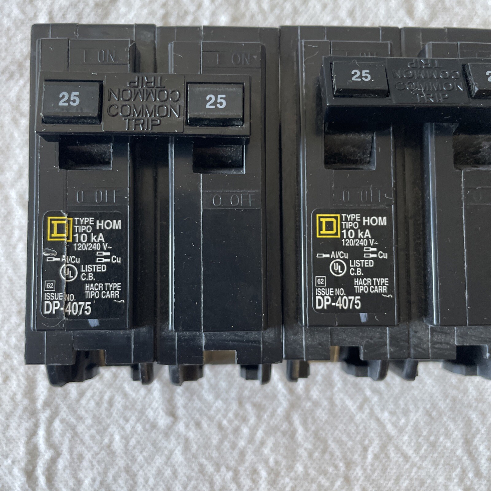 (lot Of 2) New Homeline HOM225 2 Pole 25 Amp 120 240V AC Square D Breaker