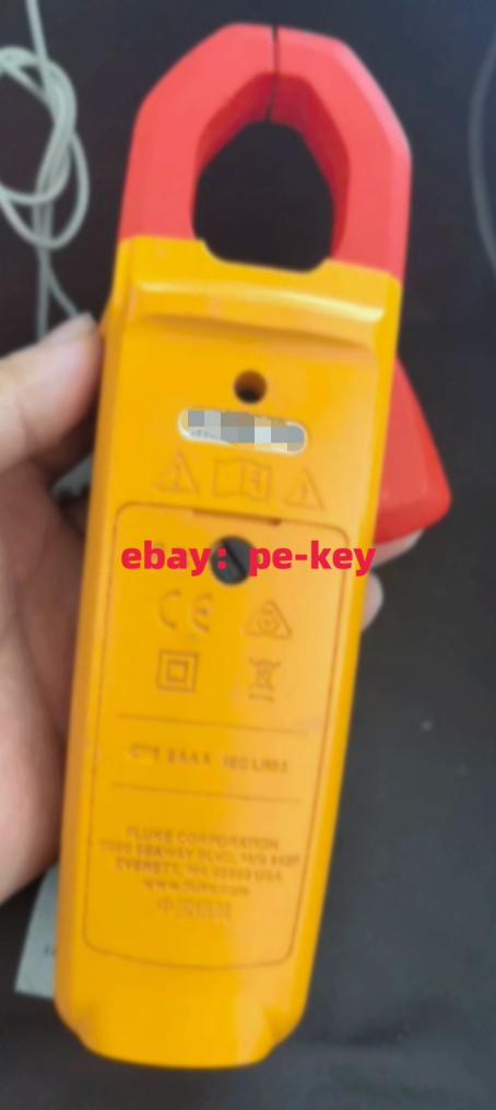 Fluke 302+ Clamp Meter 400A AC Current 600V Voltage CAT IV 300V CAT III 600V/p