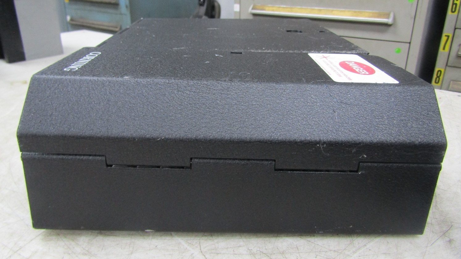 💥CORNING 2 PANEL WALL MOUNT ENCLOSURE HOLDS CCH FIBER PANELS WCH-02P