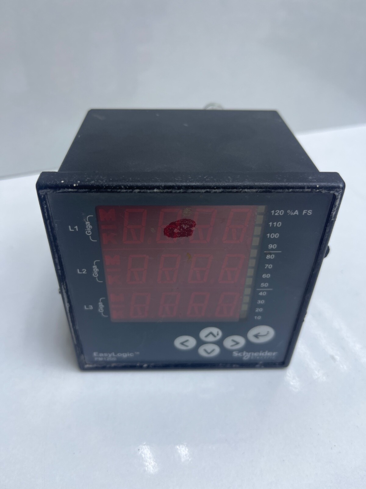 Schneider EasyLogic PM1200.
