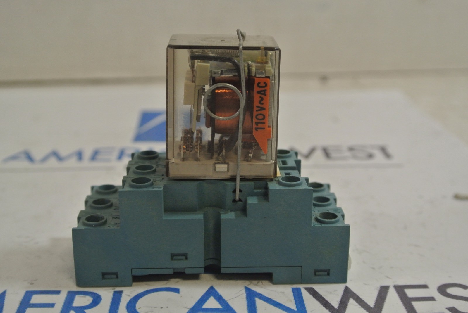 FINDER TYPE 55.33 CONTROL RELAY WITH 94.73 BASE – USED – LOT OF 2