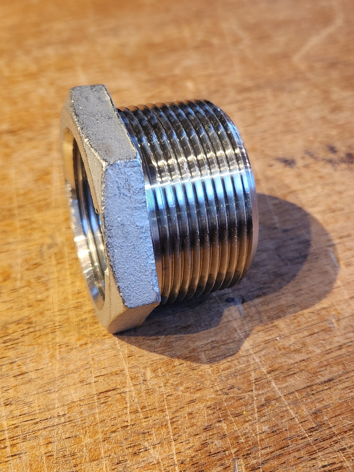 ONE NEW 1 1/2 » x 1 1/4″ SS T-304L Reducing Hex Bushing MNPT x FNPT SHIPS FREE