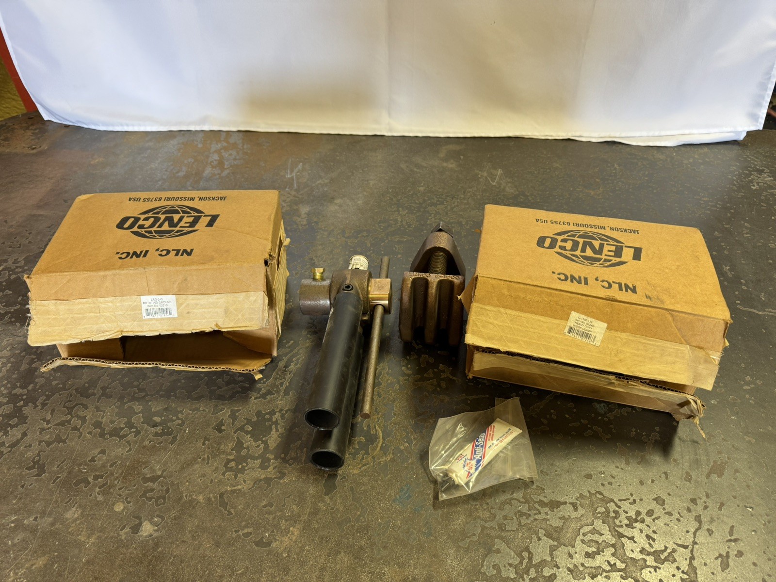 Lenco LRG-240 Rotary Ground AND Lenco G-1500-138 Heavy Duty Ground C-Clamp