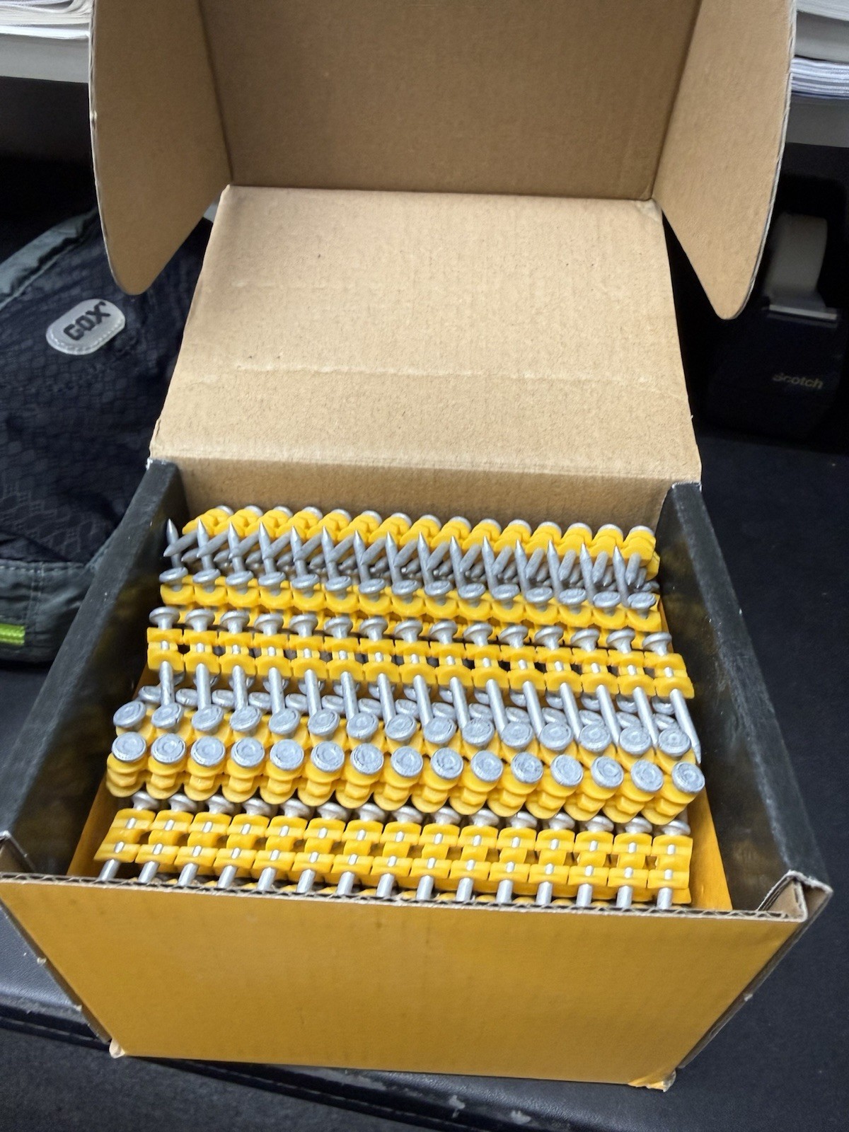 (1 Box) DeWalt DCN890100 CCN Concrete Pins, Steel, 1″ X .102″ (1,000 Pins)