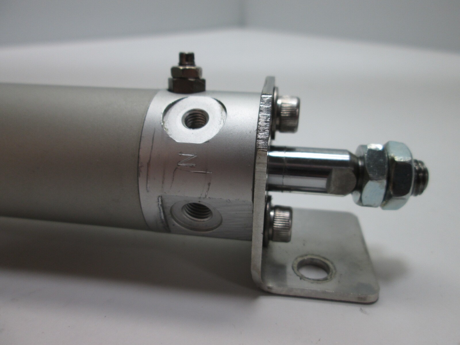 SMC NCGBA25-0800 Double Acting Single Rod Air Cylinder 10-32 Ports