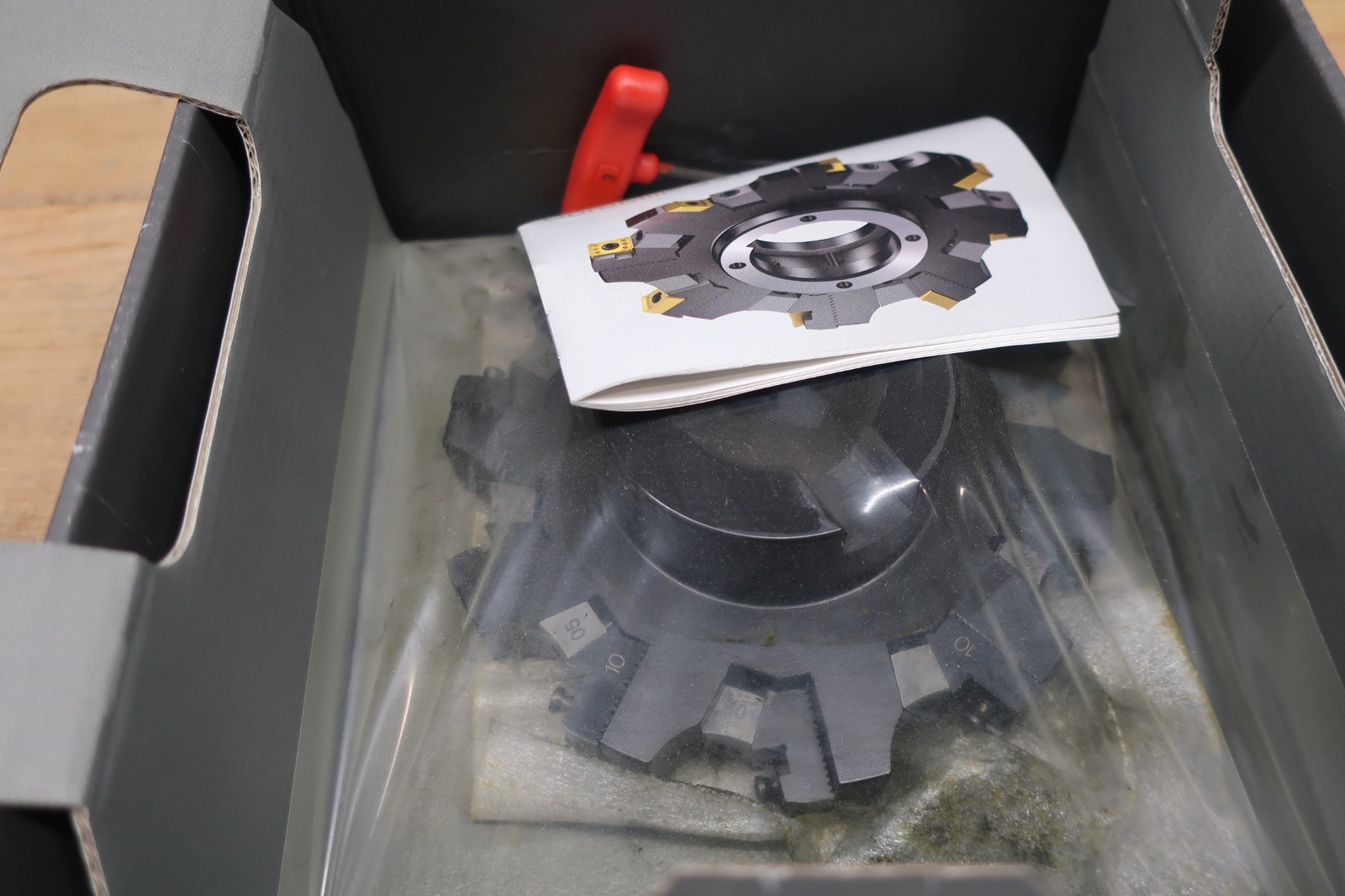 Sandvik R331.32C-152R38RM | 6″ Adjustable Face Disc Milling Cutter
