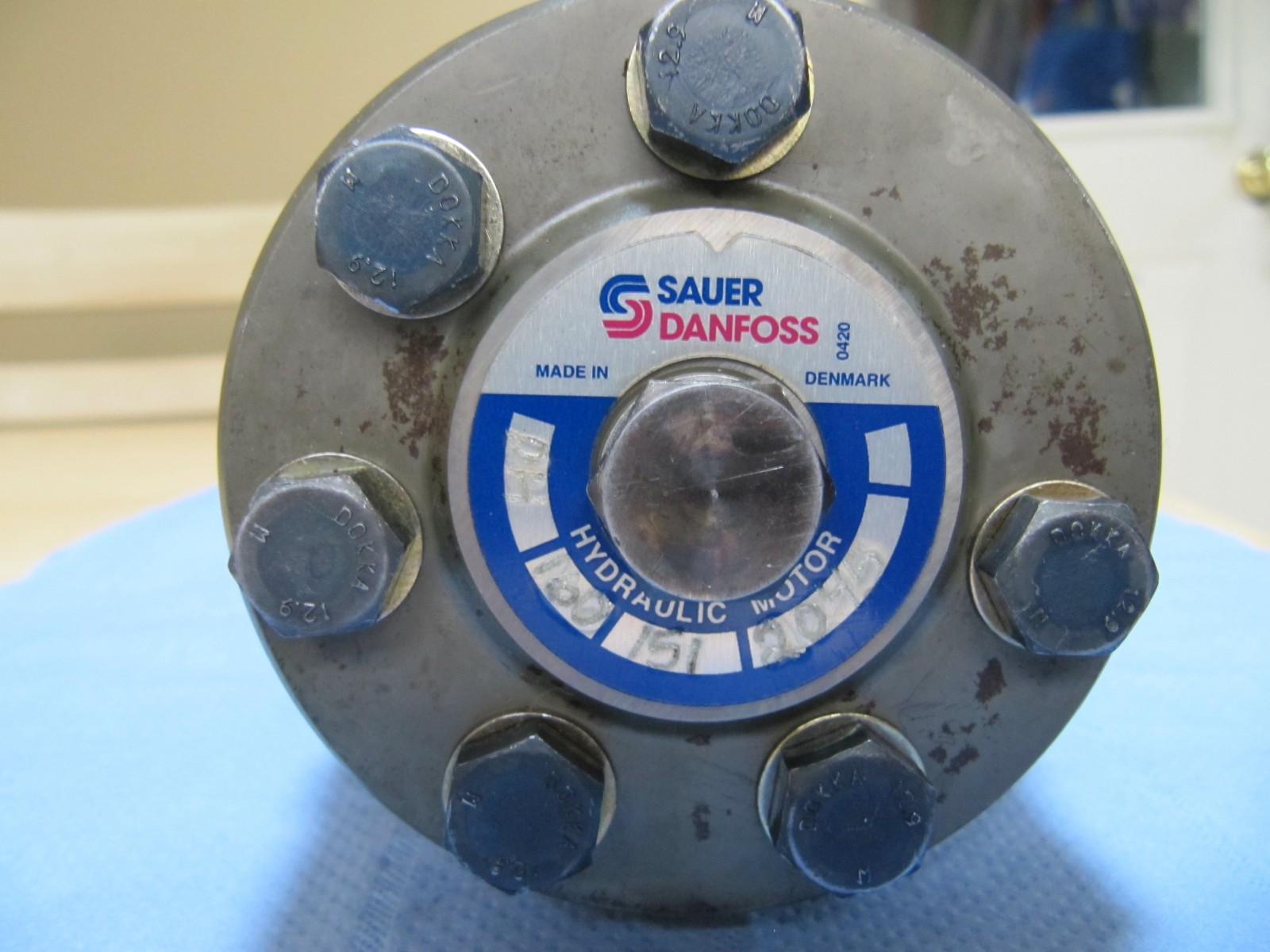 SAUER DANFOSS DH 160 151 2045 Orbital Motor New Old Stock Made in Denmark