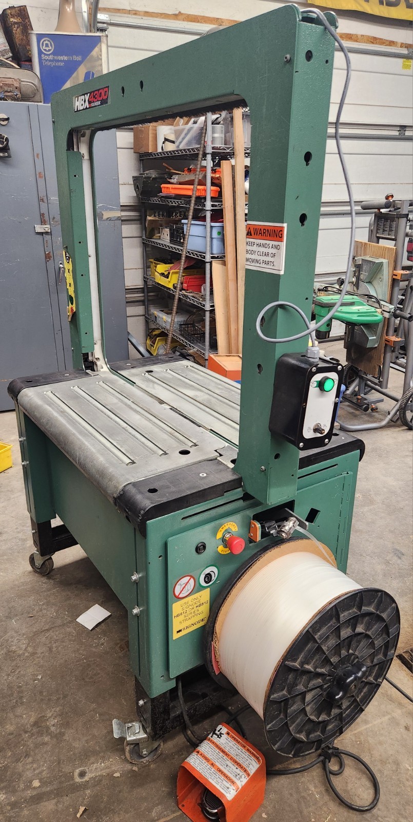 Signode HBX4300 Automatic Strapping Machine