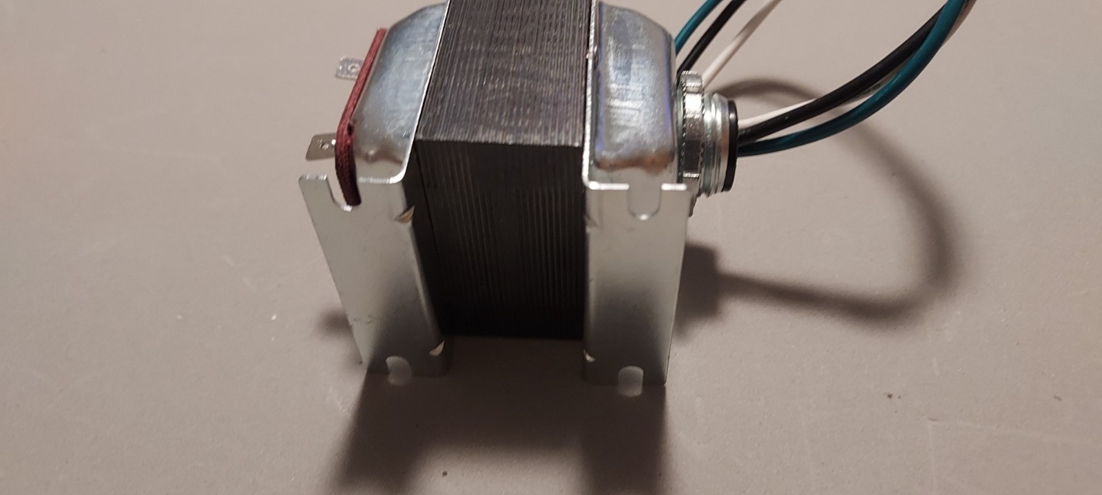 Transformer, 120 volts 60hz, to 16v, 30va