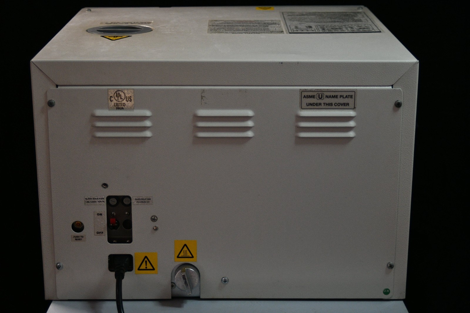 Tuttnauer EZ10 2540EA Autoclave Steam Sterilizer Dental, Cosmetology, Veterinary