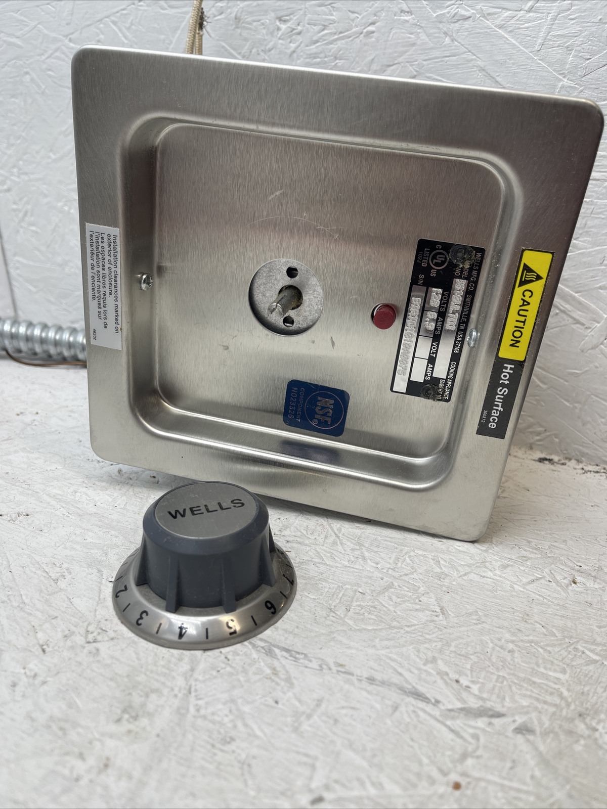 Wells Manufacturing 011D Built-In Warmer with Control Unit