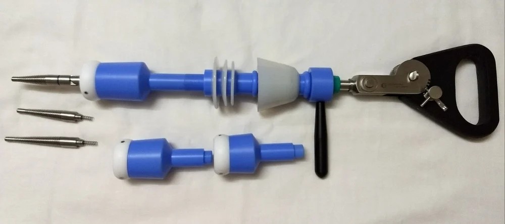 Clermont Ferrand Model Uterine Manipulator for Laparoscopic Gynecology