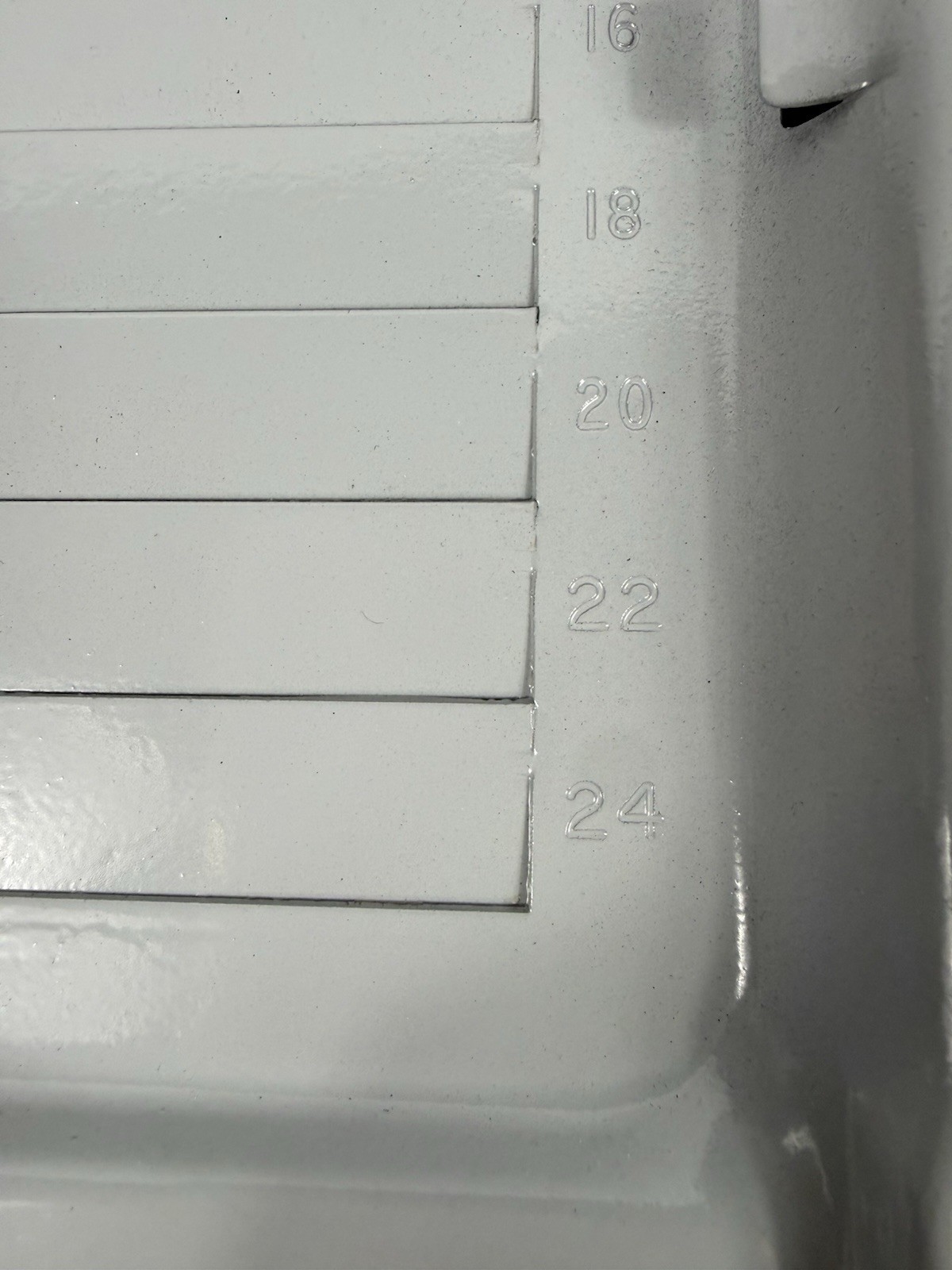 Cutler Hammer Circuit Breaker Panel Cover Dead front Cover / Door CH22B100C