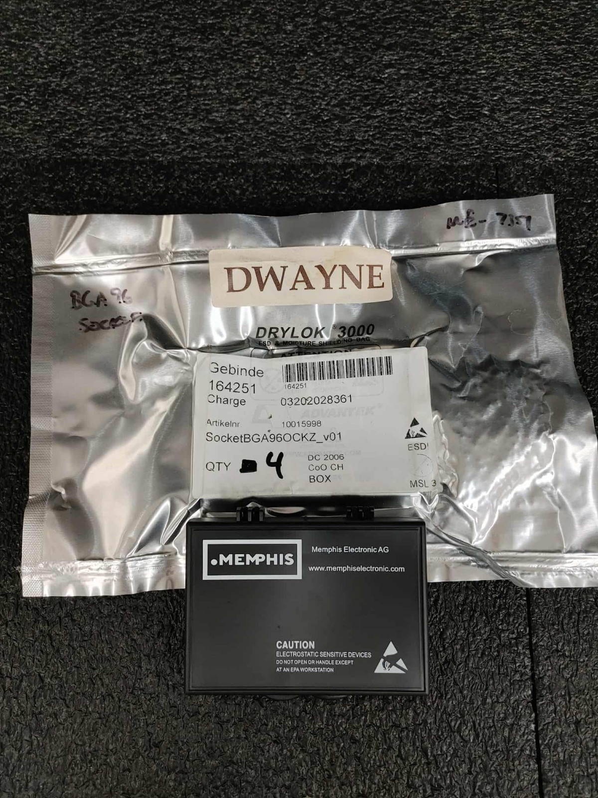 Memphis DC 2006 10015998 Socket BGA96 OCKZ