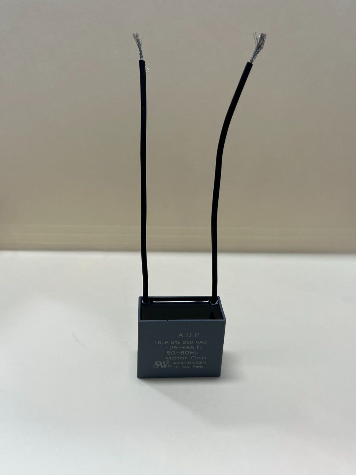 ADP370M106J-M2 10 uF 250-370 VAC Capacitor HIGH QUALITY!! FAST SHIP!!