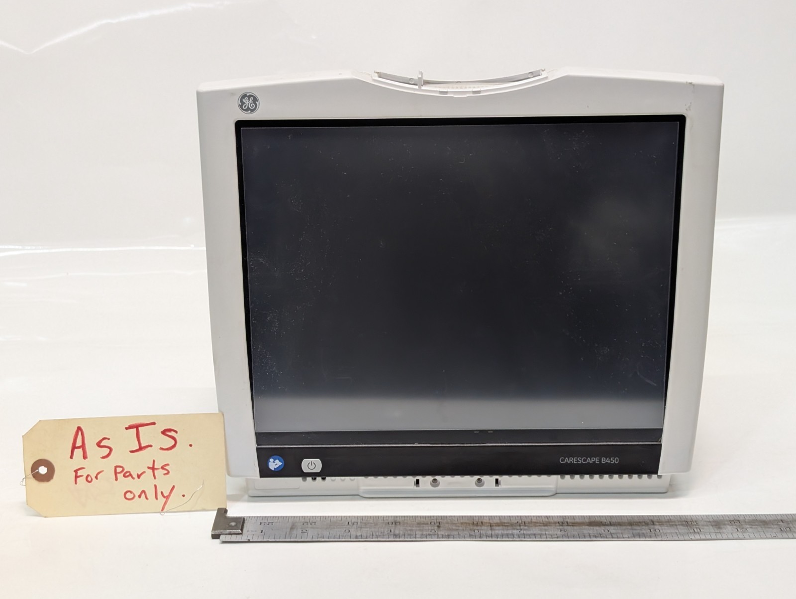 GE Healthcare Finland Carescape Monitor B450, FOR PARTS ONLY, As-Is, B450-01