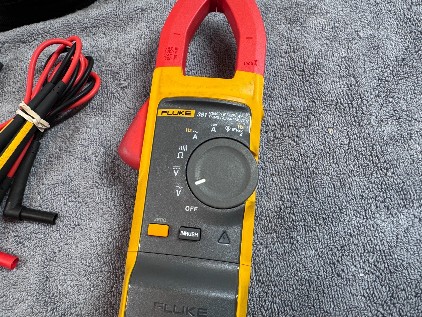 FLUKE 381 True RMS AC/DC Clamp Meter Remote Display with iFlex i2500-18