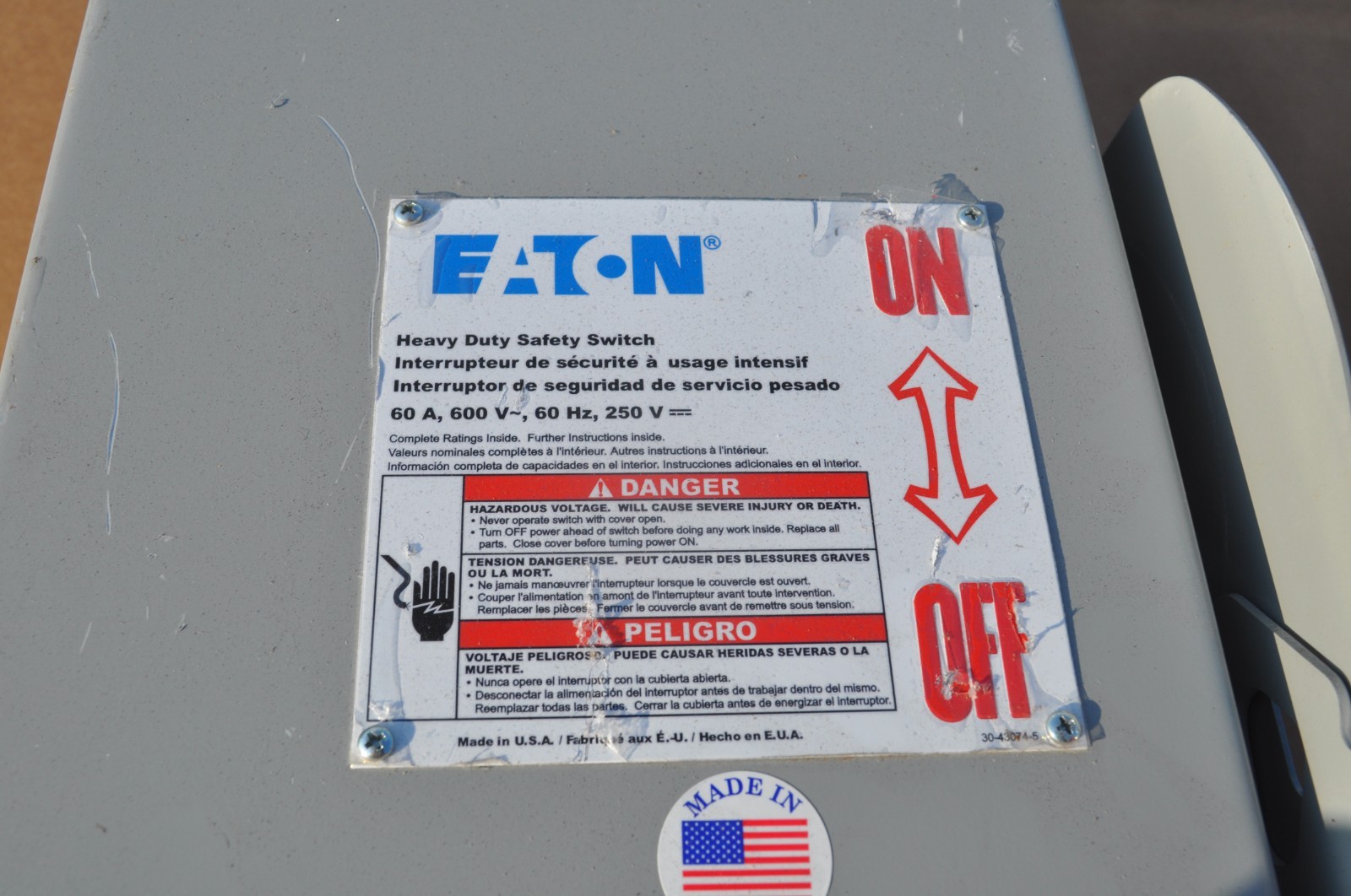 EATON DH362NRK HEAVY DUTY SAFETY SWITCH FUSIBLE,3P ,60A,600V,NEMA 3R OUTDOOR