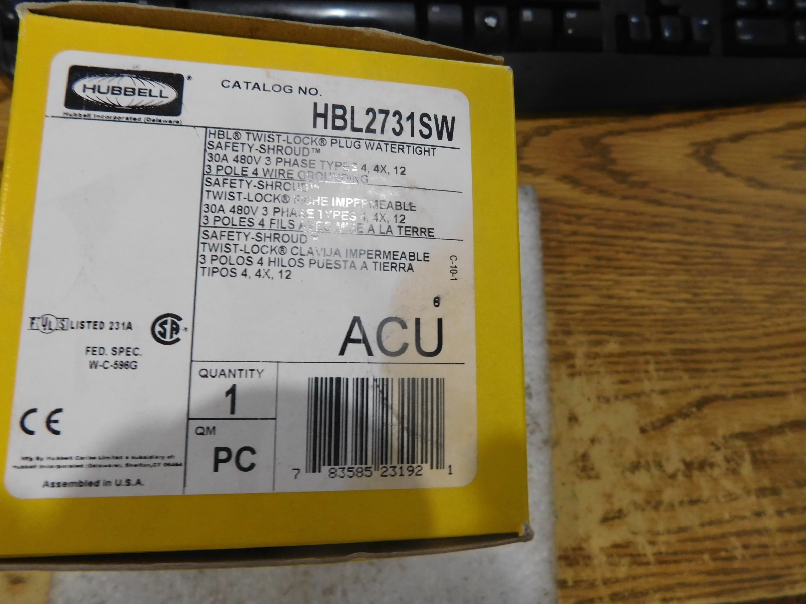 Hubbell Cat. #: HBL2731SW Twist-Lock Watertight Plug. New Old Stock