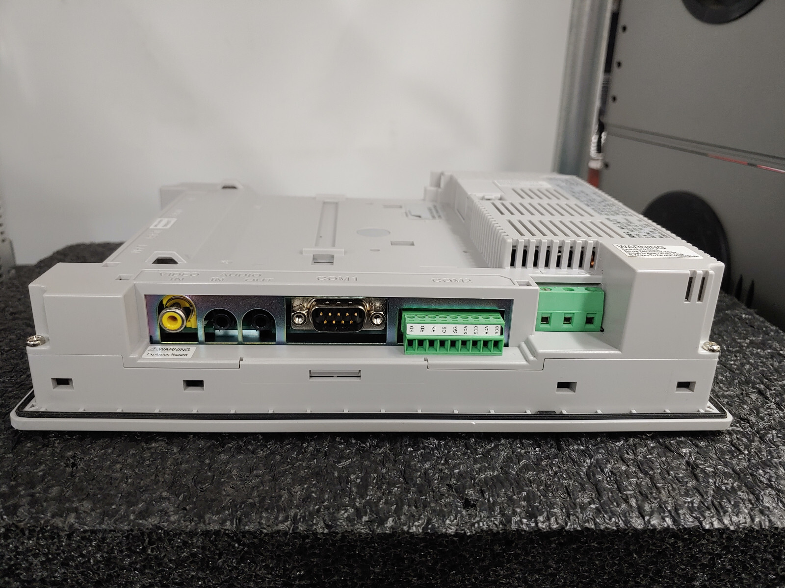 IDEC HG3G-8JT22MF-W High Performance OI Touchscreen 8.4 TFT 65K Color