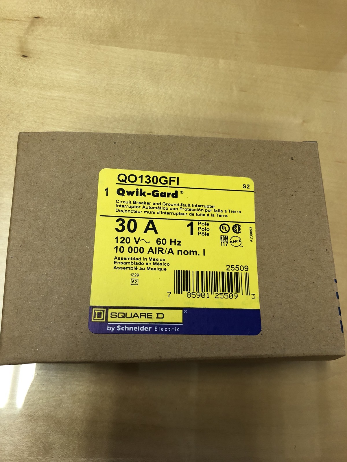 SQUARE D QO130GFI CIRCUIT BREAKER & GRUOND FAULT INTERRUPTER 120V 60 HZ