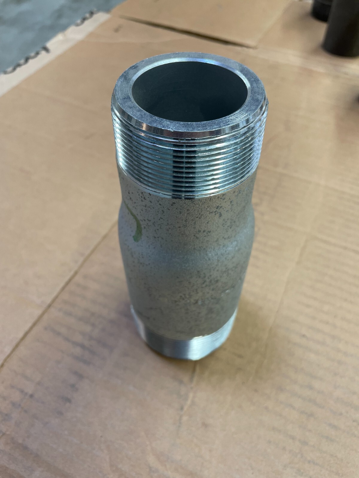 SWAGE NIPPLE 2-1/2″ x 2″ Schedule 160 Concentric Thread Both End A234 WPBN SP95