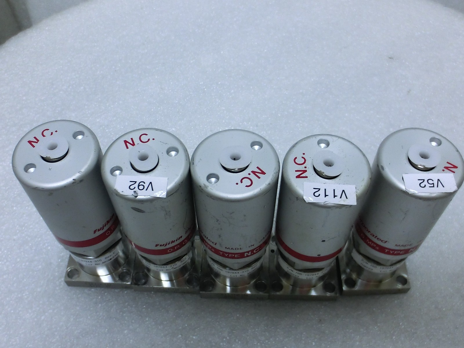 5pcs Fujikin 708223 Lam 766-197944-310 Rev C O.P. 0.5~0.6mPa N.C. Diaphragm~9932